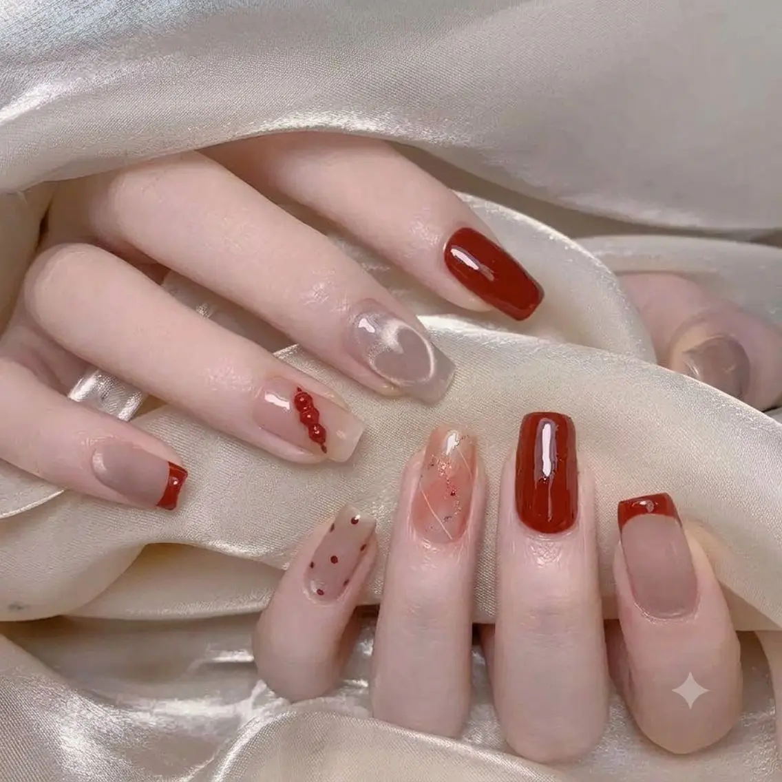 ネイル ネイル.マツエク サロンのネイルデザイン
