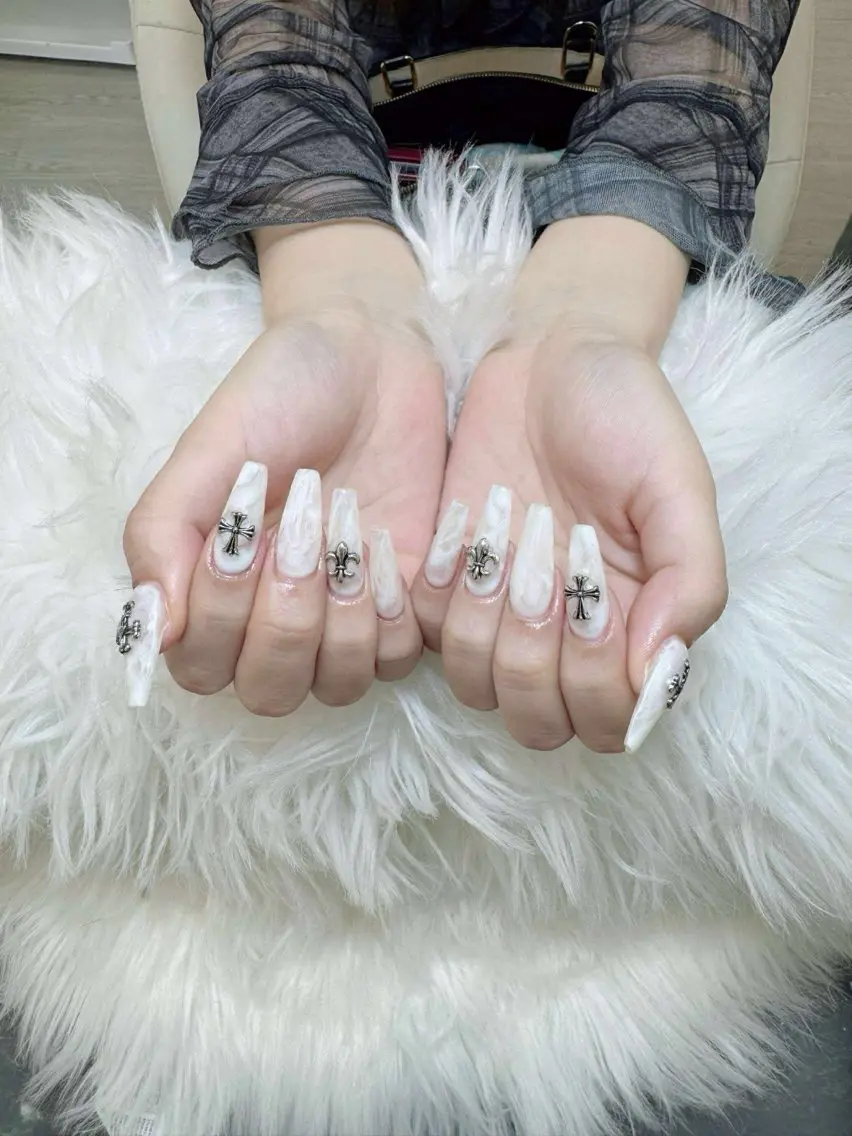 ネイル ハンドネイル ANH NAIL ゴテゴテ専門店💎のネイルデザイン