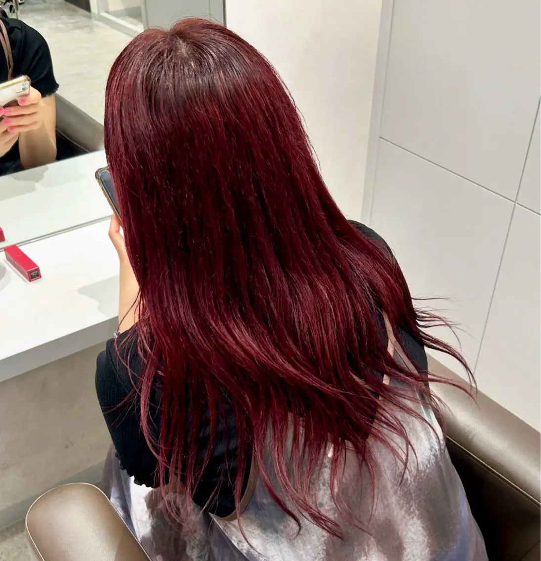 ロング カラー ブリーチ ボルドーカラー カットモデル1日1枠 /彩華🎀西梅田のヘアスタイル