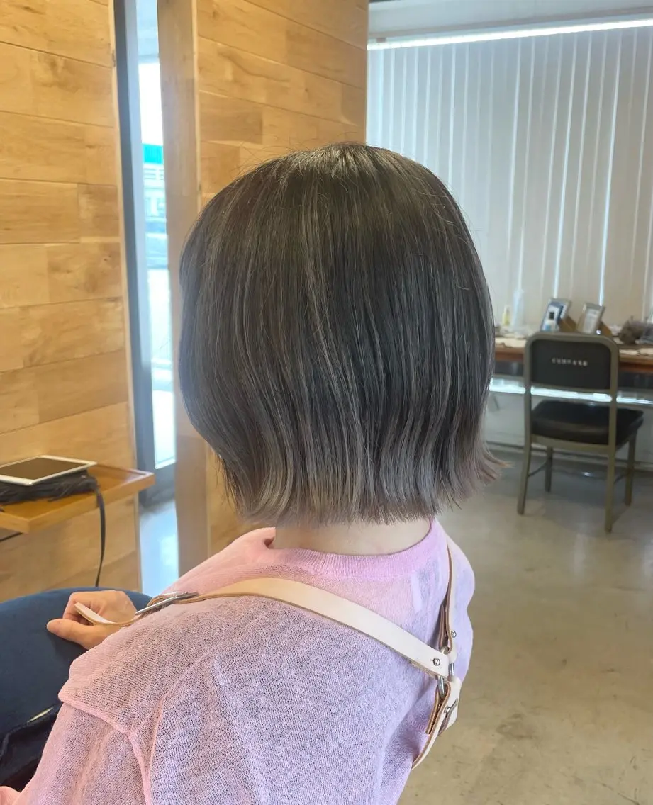 ミディアム カラー 畑村 まゆみのヘアスタイル