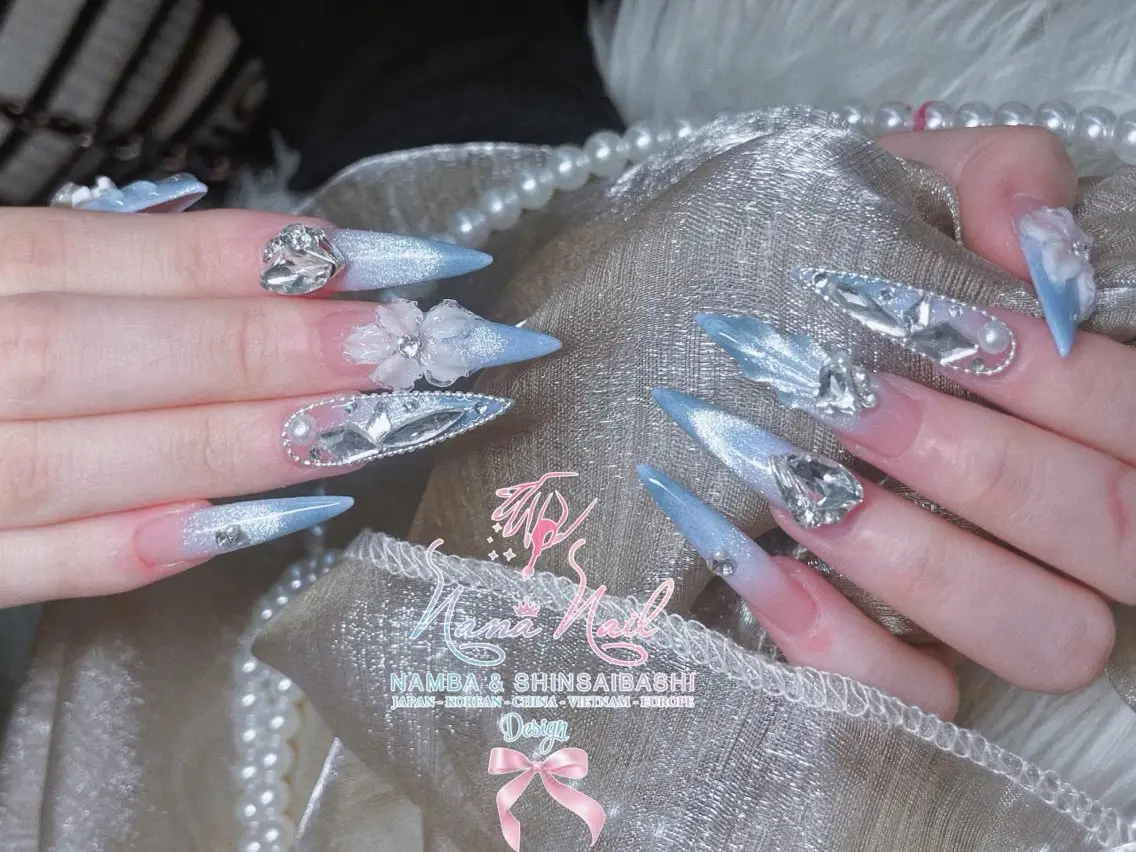 ロング ハンドネイル Linanail Nambaのマツエク・マツパデザイン