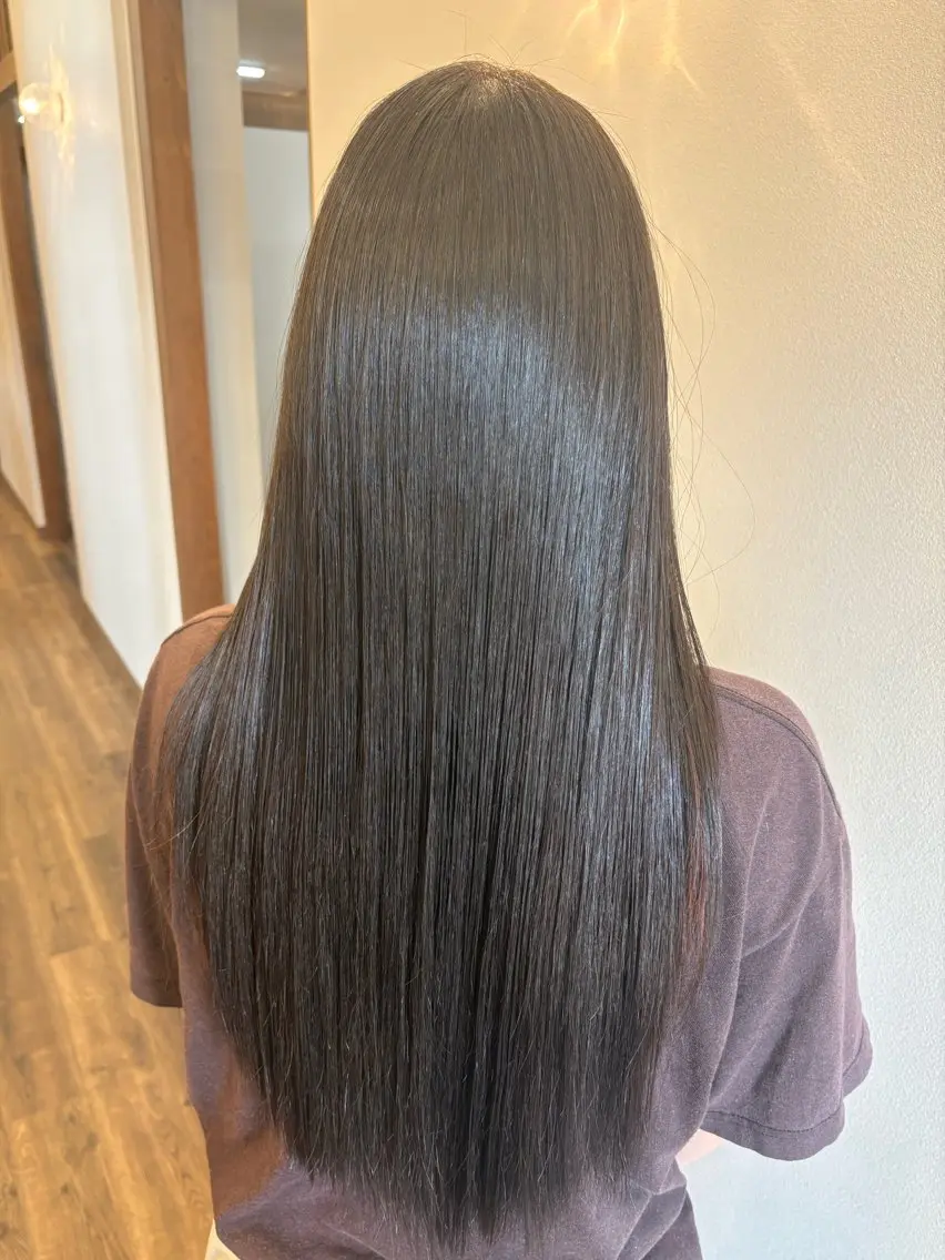 ロング 村田 結彩のヘアスタイル