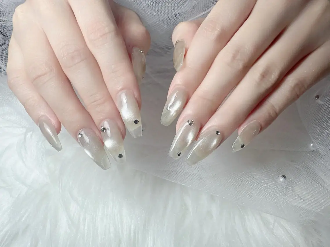 ネイル 韓国ネイル 水色 マグネットネイル ニュアンスネイル オフィスネイル ハンドネイル Hana Rose Nailのネイルデザイン