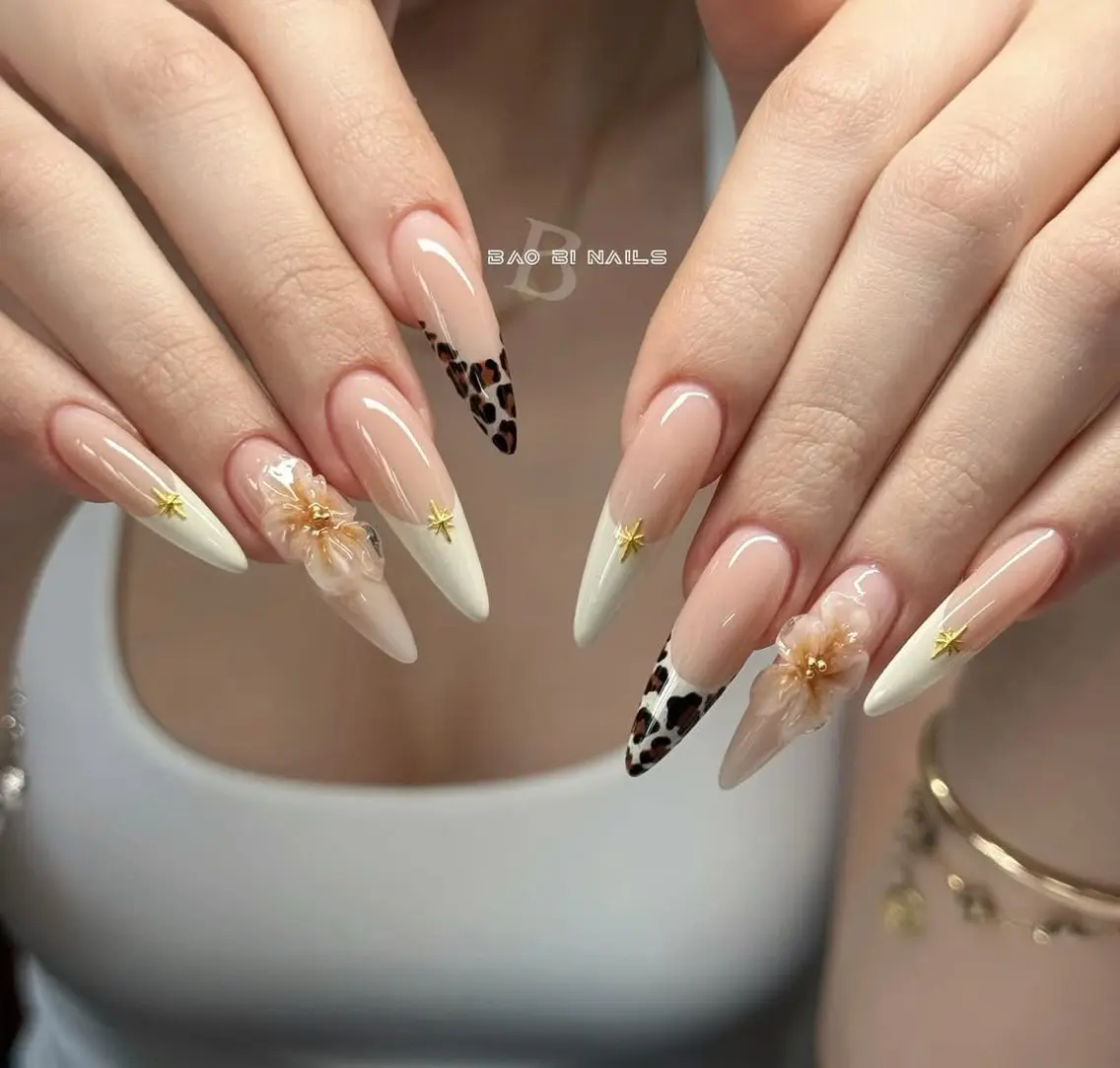 ネイル 韓国ネイル マグネットネイル 持ち込み ハンドネイル Dyo Nail_Royalのネイルデザイン