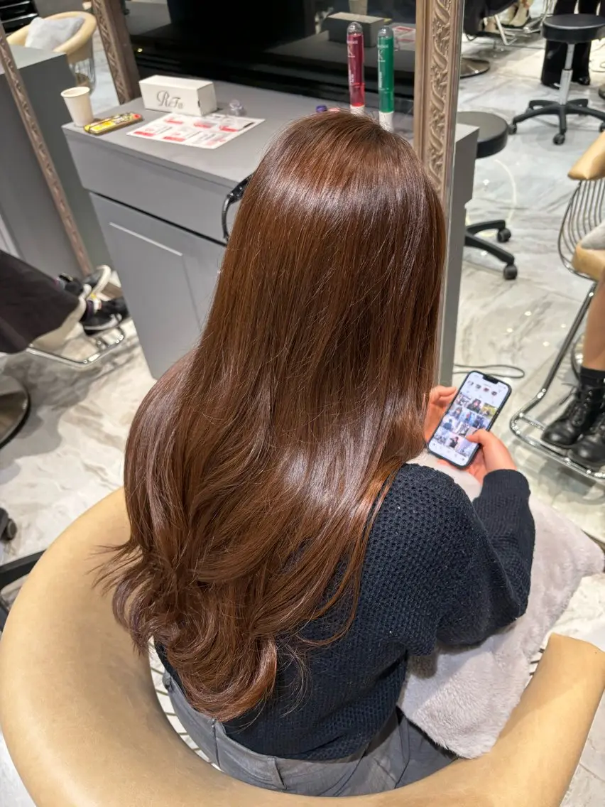 ロング ヘアカラー トリートメント 顔周り\エクステ\ 透明感カラー\まりんのヘアスタイル