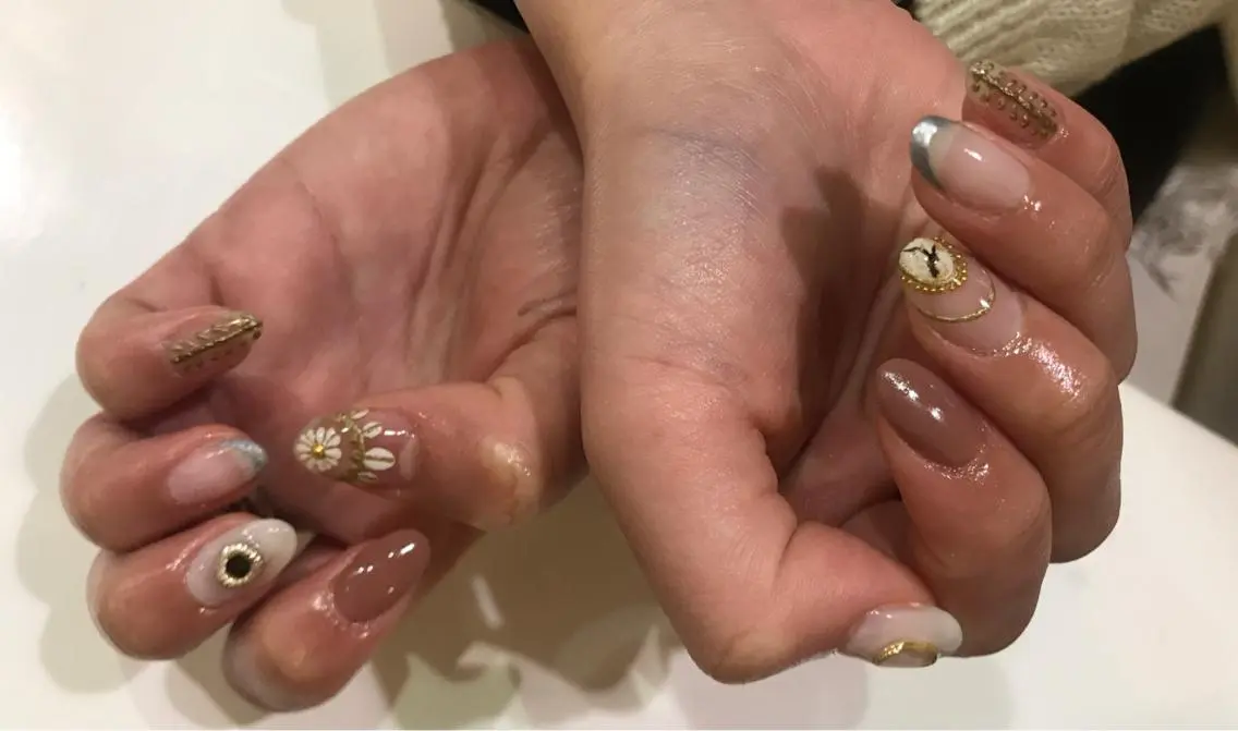 ネイル 大塚 彩沙のネイルデザイン