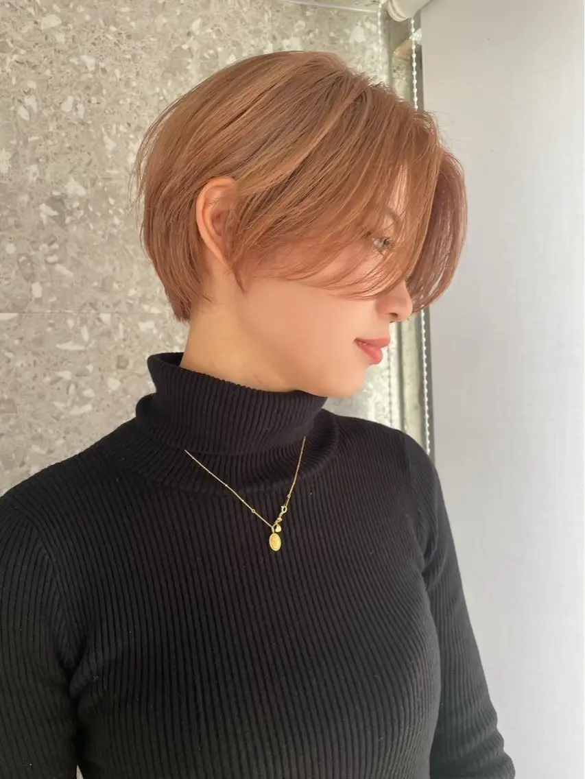 ショート ミルクティーベージュ レイヤー/あげは🎀のヘアスタイル