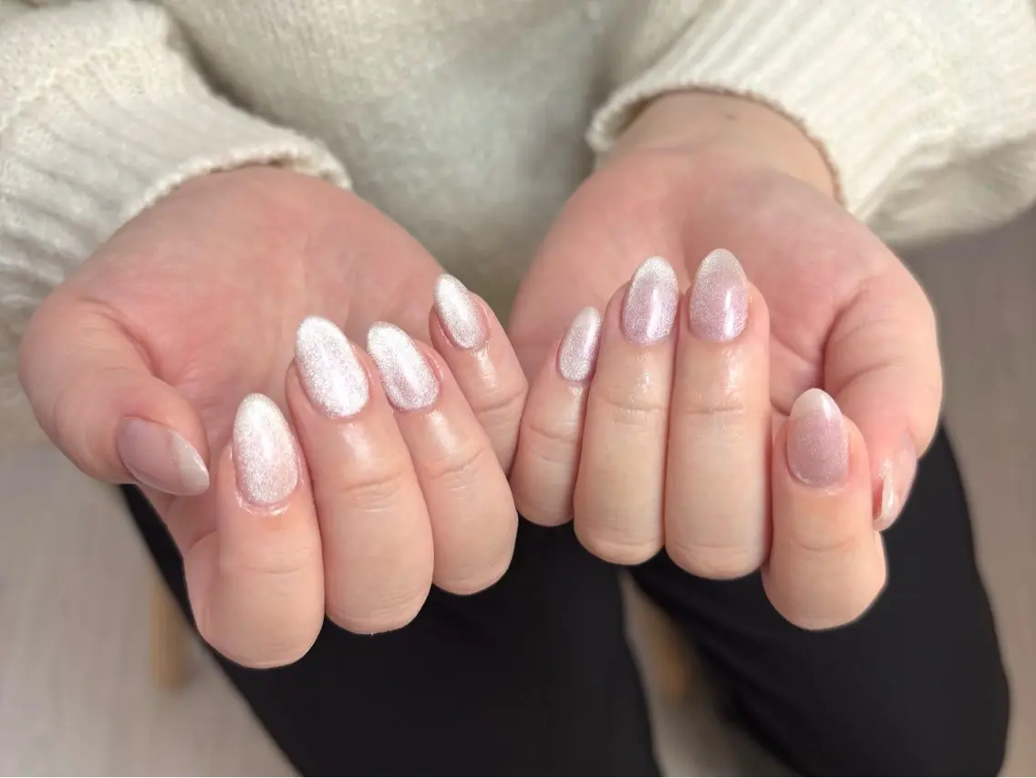 ハンドネイル（マグネットオフあり・なし）の写真