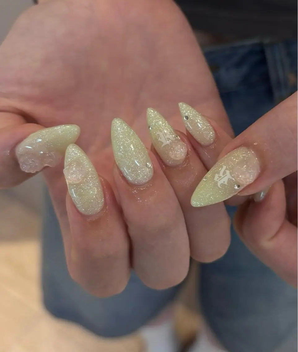 ネイル ハンドネイル BERA NAILSのネイルデザイン