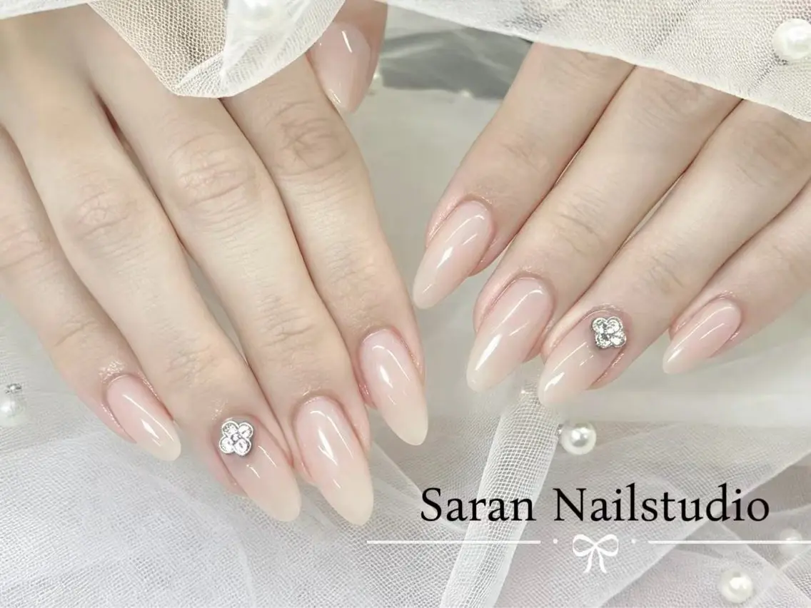 ネイル miho💦 Saran nailのネイルデザイン