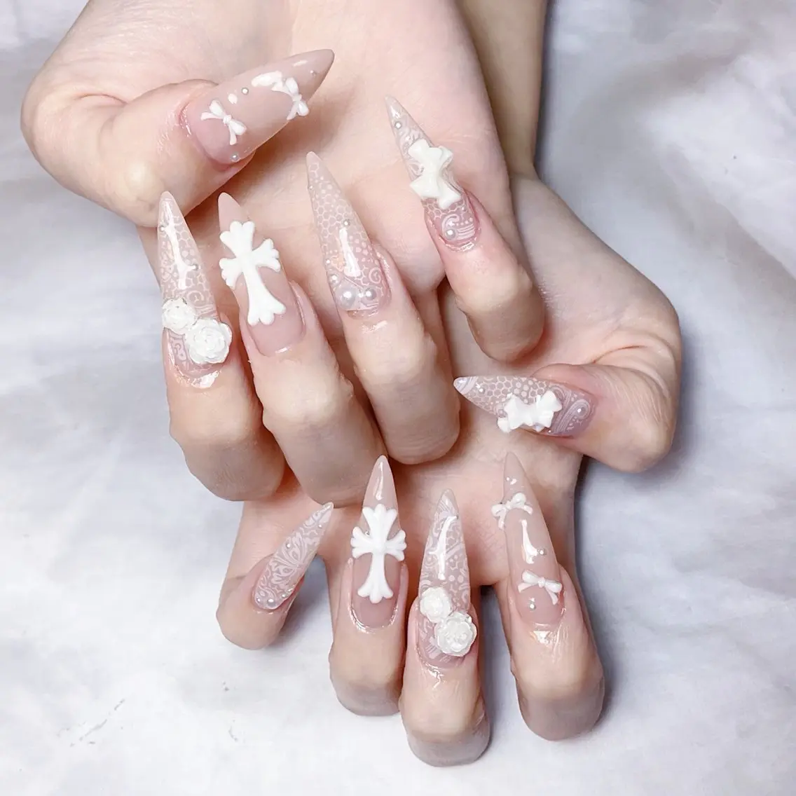 ネイル ハンドネイル 🍭Yun nail hyejin🌸のネイルデザイン
