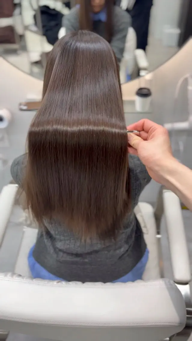 セミロング ヘアカラー トリートメント 代官山×美髪縮毛矯正 艶カラー🫧のヘアスタイル
