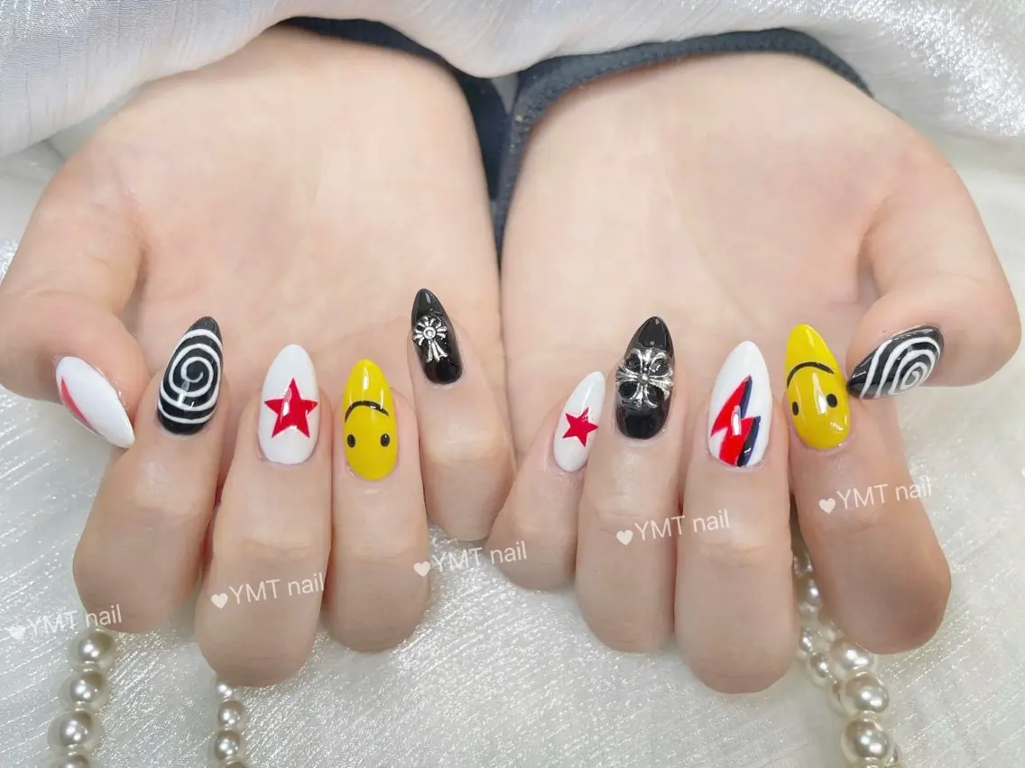 ネイル 長さ出し フットネイル ジェルネイル 韓国ネイル マグネットネイル ハンドネイル YMT NailStudioのネイルデザイン