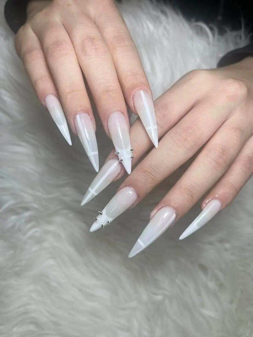 ネイル オーロラネイル チークネイル 長さ出し フレンチネイル ハロウィン Lumi Shinokuboのネイルデザイン