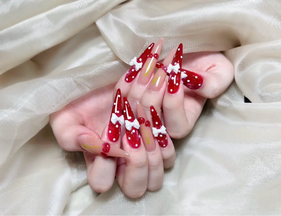 ネイル ハンドネイル WO MIAO💎のネイルデザイン