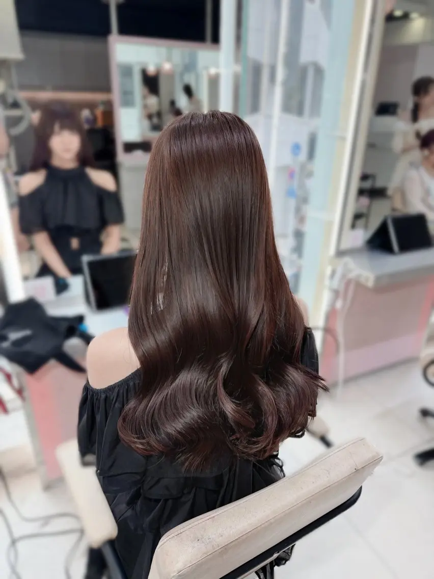 ロング カラー キッズ ブリーチ ブリーチなしカラー カット ヘアカラー トリートメント 褒められヘア×顔周り カットRena🎀のヘアスタイル