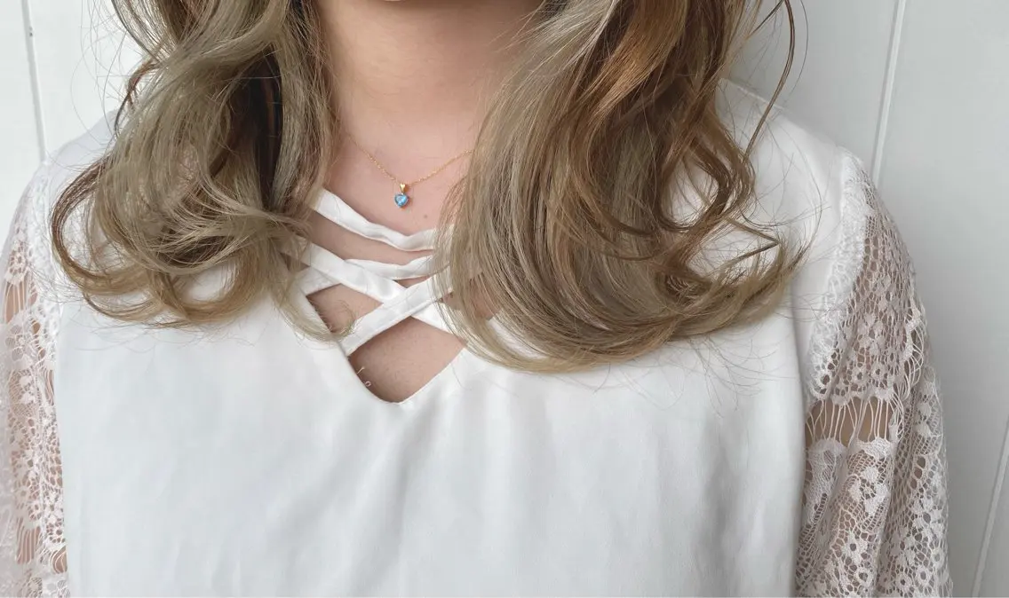 セミロング カラー Rely 美空のヘアスタイル