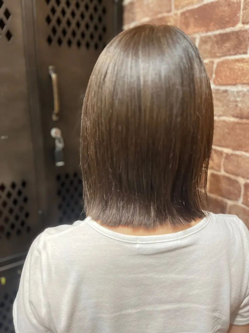 セミロング カラー ヘッドスパ 久木原 ゆりのヘアスタイル