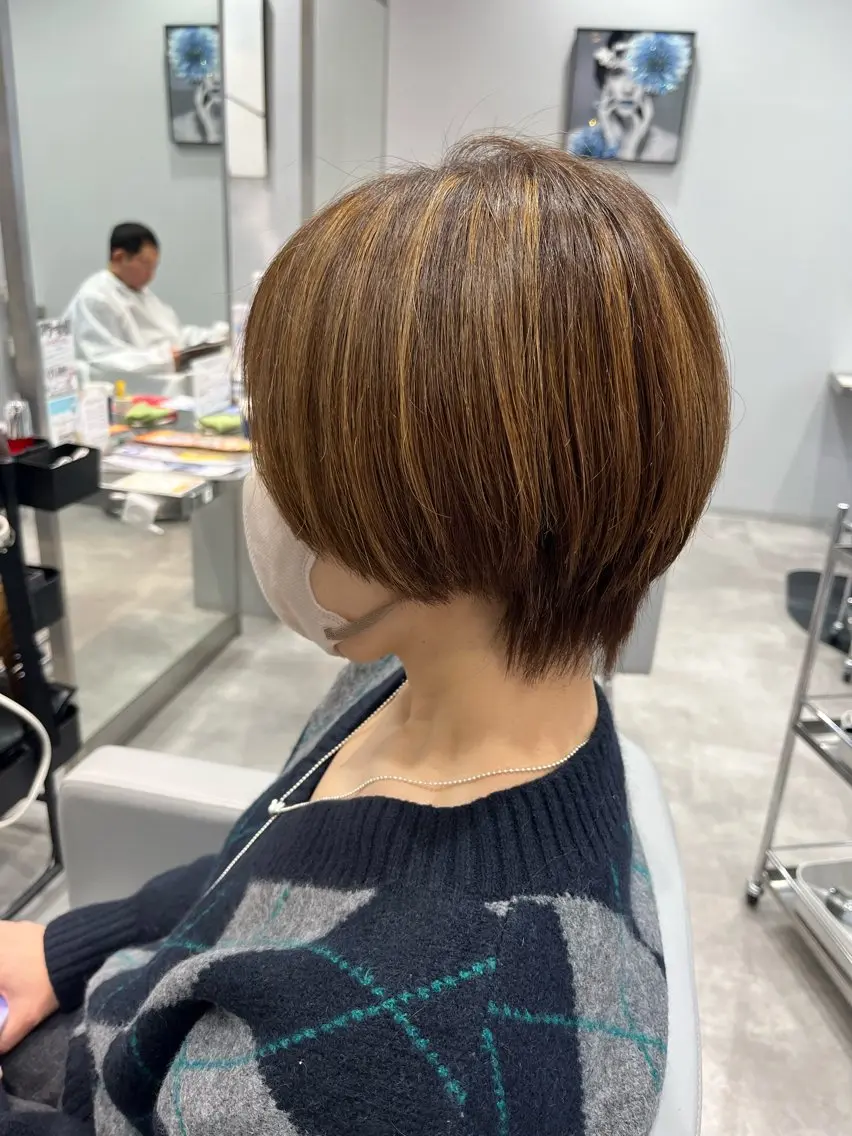 ショート カラー ヘアアレンジ ブリーチ デザインカラー ブリーチなしカラー Hair&Make Allureのヘアスタイル