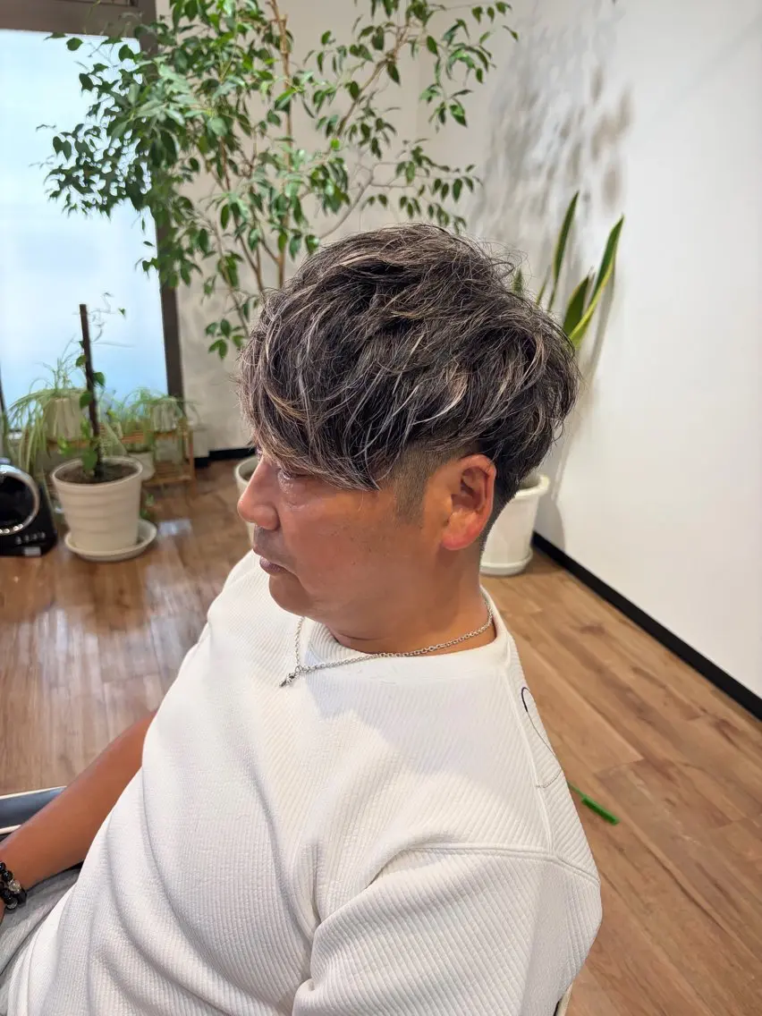 ショート カラー カット ヘアカラー トリートメント ✨ショート/ボブ 縮毛矯正✨アキラのヘアスタイル