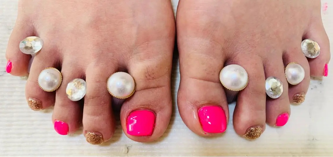 ネイル フットネイル ワンカラーネイル ピンク Mimi Nailのネイルデザイン