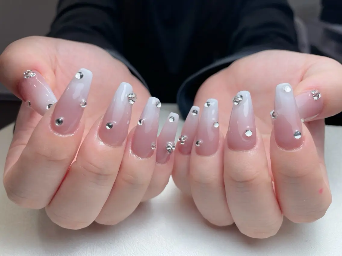 ネイル 長さ出し フットネイル フレンチネイル ジェルネイル ガラスフレンチ 中野駅から2分 MEO NAILのネイルデザイン