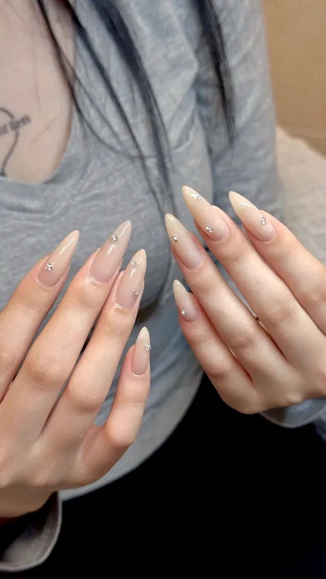 ネイル ワンホンネイル nailsalon ChuColaのネイルデザイン