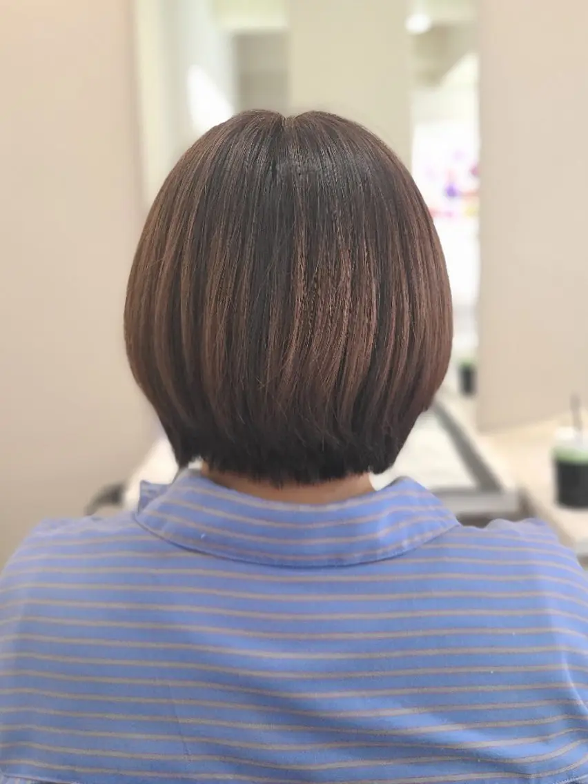 ショート カラー ショートボブ ブラウンカラー ヘーゼル ボブ ショートヘア カット 桐島 令奈のヘアスタイル