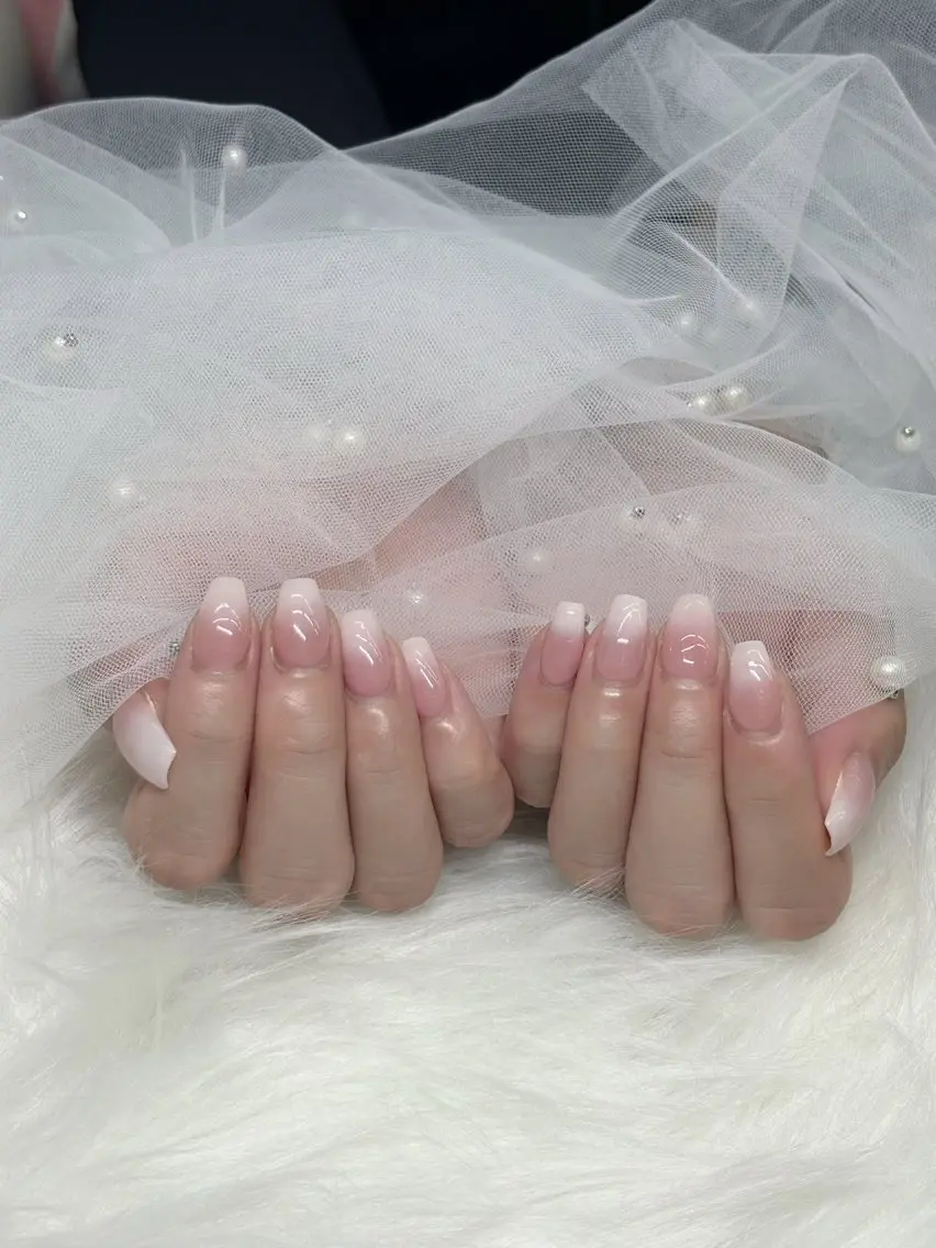 ネイル 韓国ネイル マグネットネイル 持ち込み ハンドネイル Mimi Nail_Royalのネイルデザイン