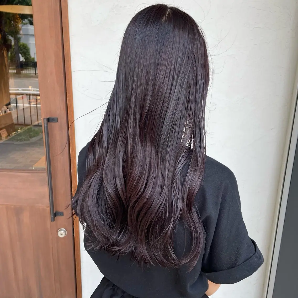 ロング カラー レッドカラー 宮川 彩乃のヘアスタイル