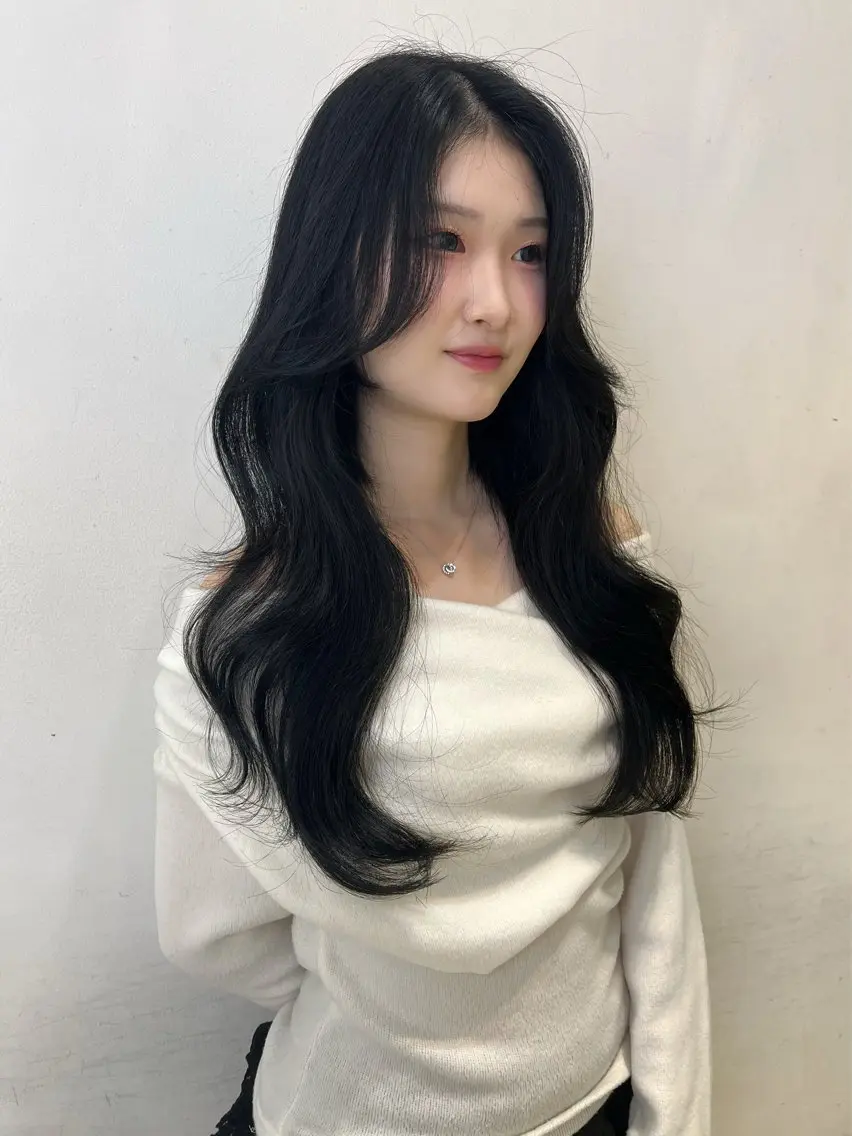 ロング 'AXIS 栄 Konomiのヘアスタイル