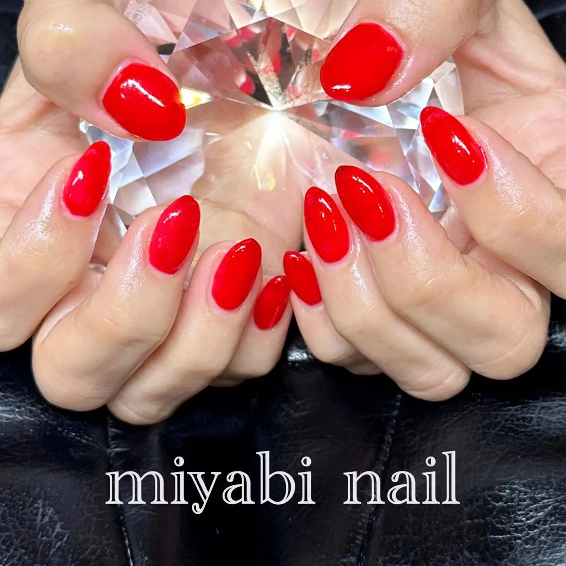 ネイル ジェルネイル ワンカラーネイル 赤色 シンプルネイル 春ネイル ハンドネイル miyabi nail 桂川駅近くのネイルデザイン