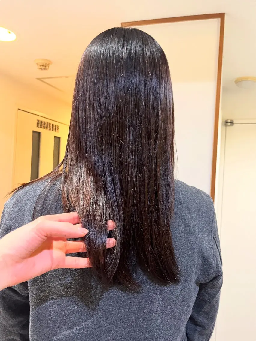 カラー UNBIRTHDAY amiのヘアスタイル