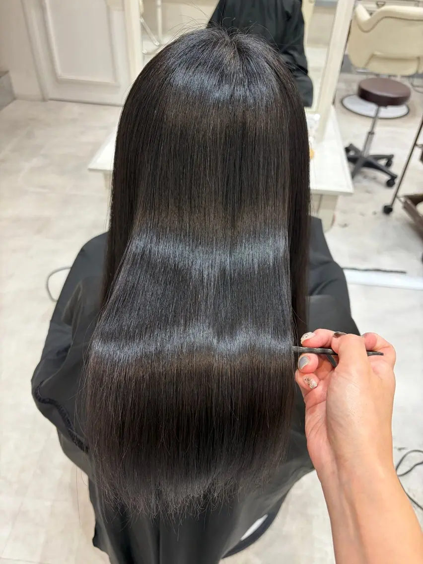 ロング カット 縮毛矯正 トリートメント Barrel天王寺 satokoのヘアスタイル