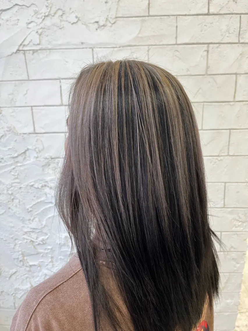 セミロング レイヤーカット archange 大井川のヘアスタイル