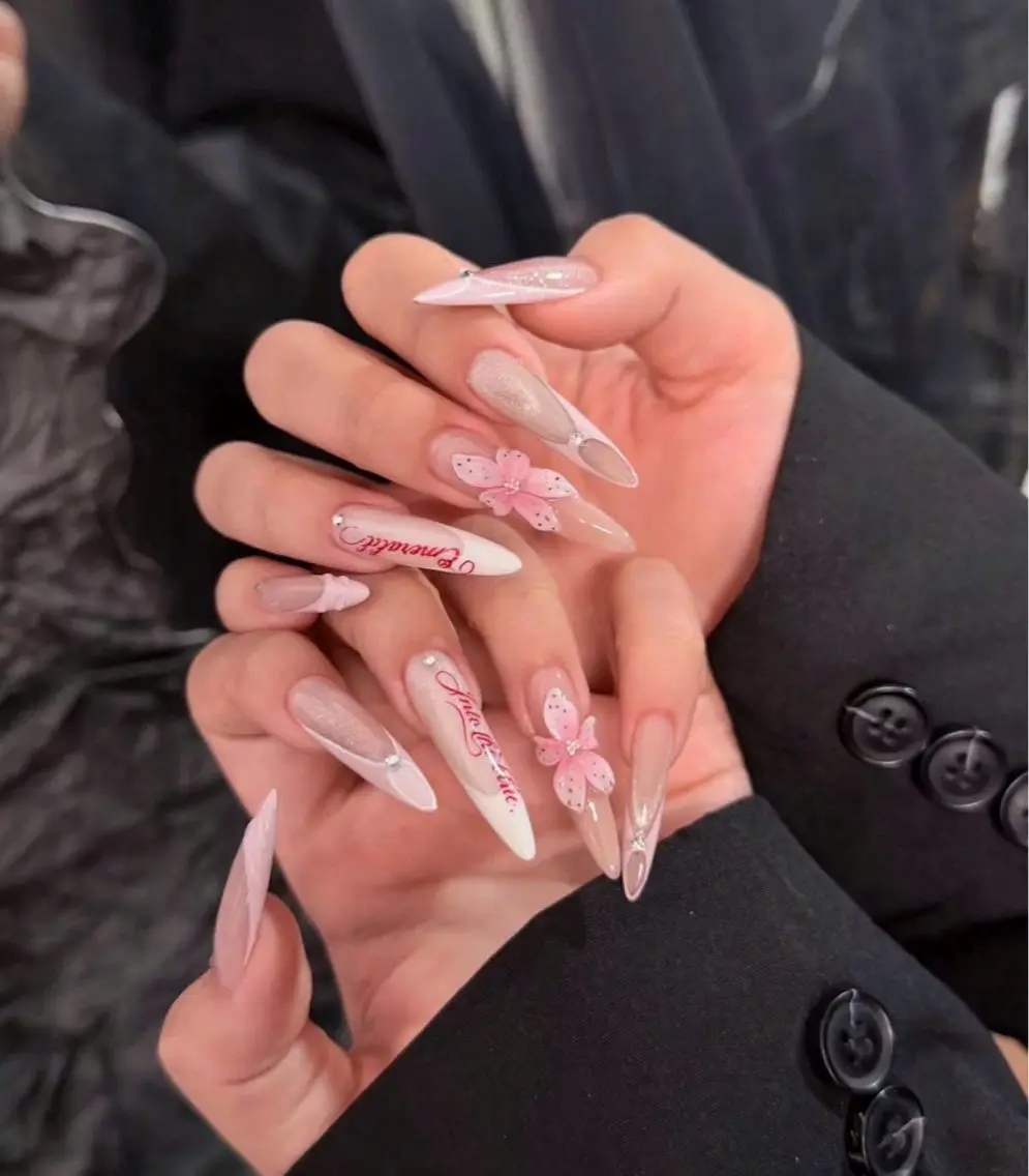 ネイル ジェルネイル 韓国ネイル 持ち込み シンプルネイル ワンホンネイル ハンドネイル 🎀AURA Nailsalonのネイルデザイン
