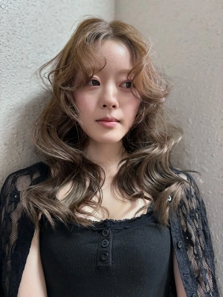 ロング カラー ヘアカラー Lisa🪄似合わせ ／デザインカラーのヘアスタイル
