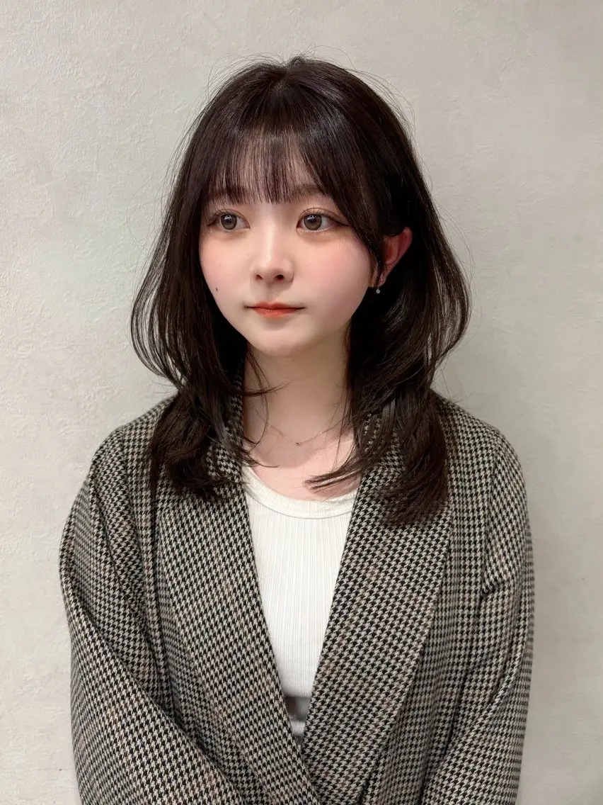 ミディアム カット ヘアカラー トリートメント 谷川が作る熊本1🥇 レイヤーカットのヘアスタイル