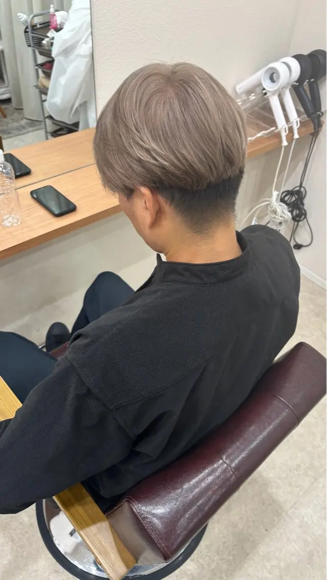 ショート カラー メンズ ヘアカラー トリートメント 能勢 莉里花のヘアスタイル
