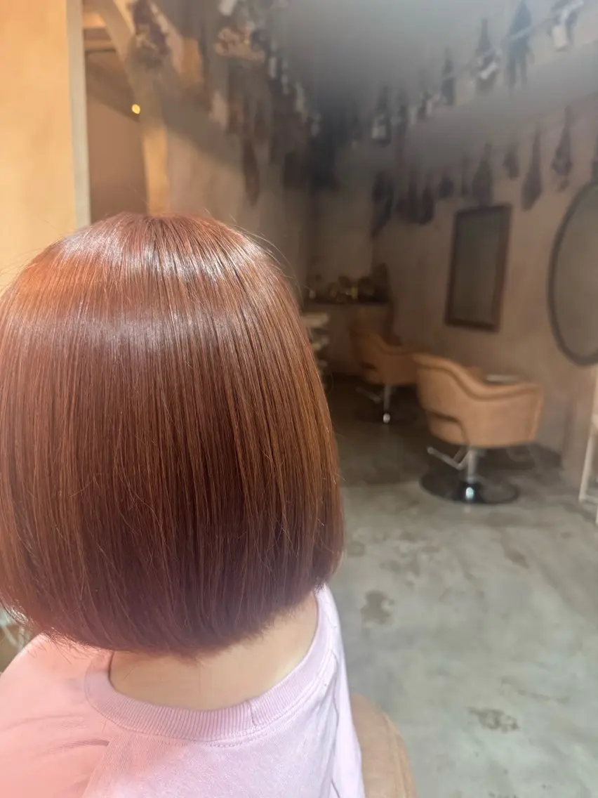 ミディアム カラー ピンクカラー 梅 優翔のヘアスタイル