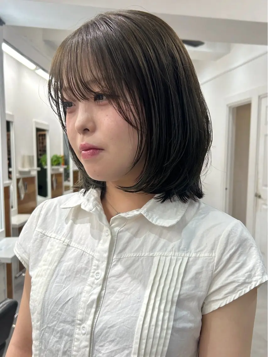ミディアム カラー カット ヘアカラー トリートメント レイヤーボブ/ 艶カラー/サナ🌼のヘアスタイル