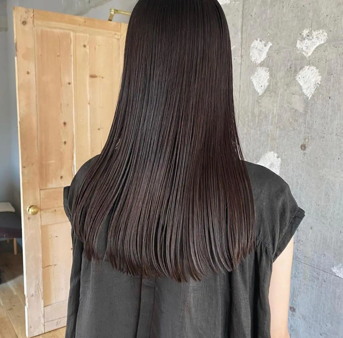 ロング FILMS/sari /似合わせカットのヘアスタイル