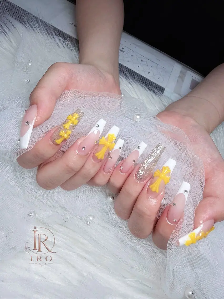 ネイル ハンドネイル IRO Nail Studioのネイルデザイン