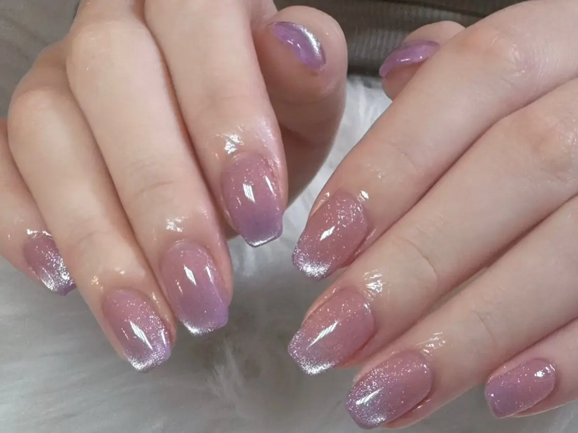 ネイル マグネットネイル パリジェンヌ/まつパ RoseLashのネイルデザイン
