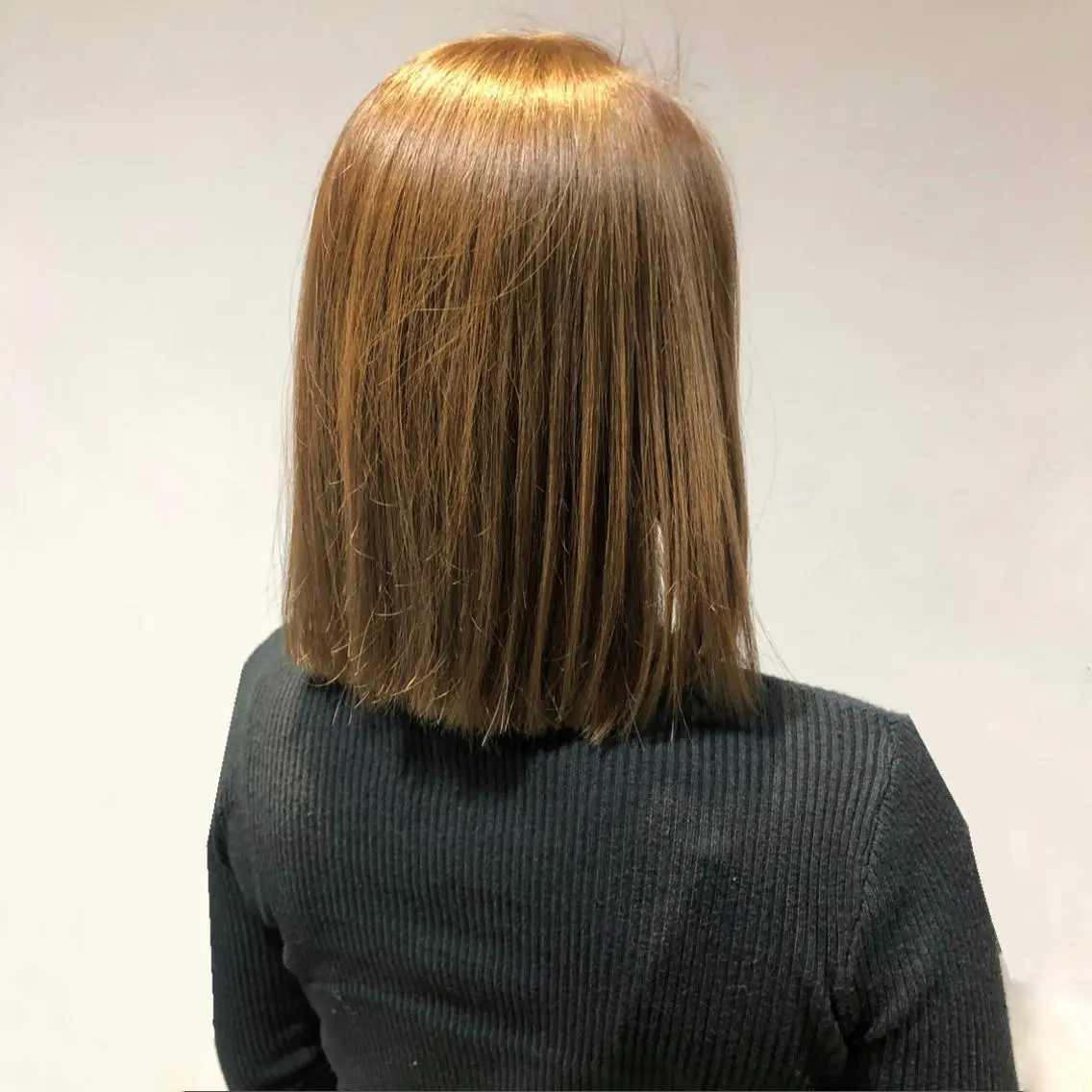 ミディアム カラー ミディアムレイヤー アッシュ バレイヤージュ ベージュカラー 黒髪 HIROKO / 透明感暖色カラー🎀のヘアスタイル