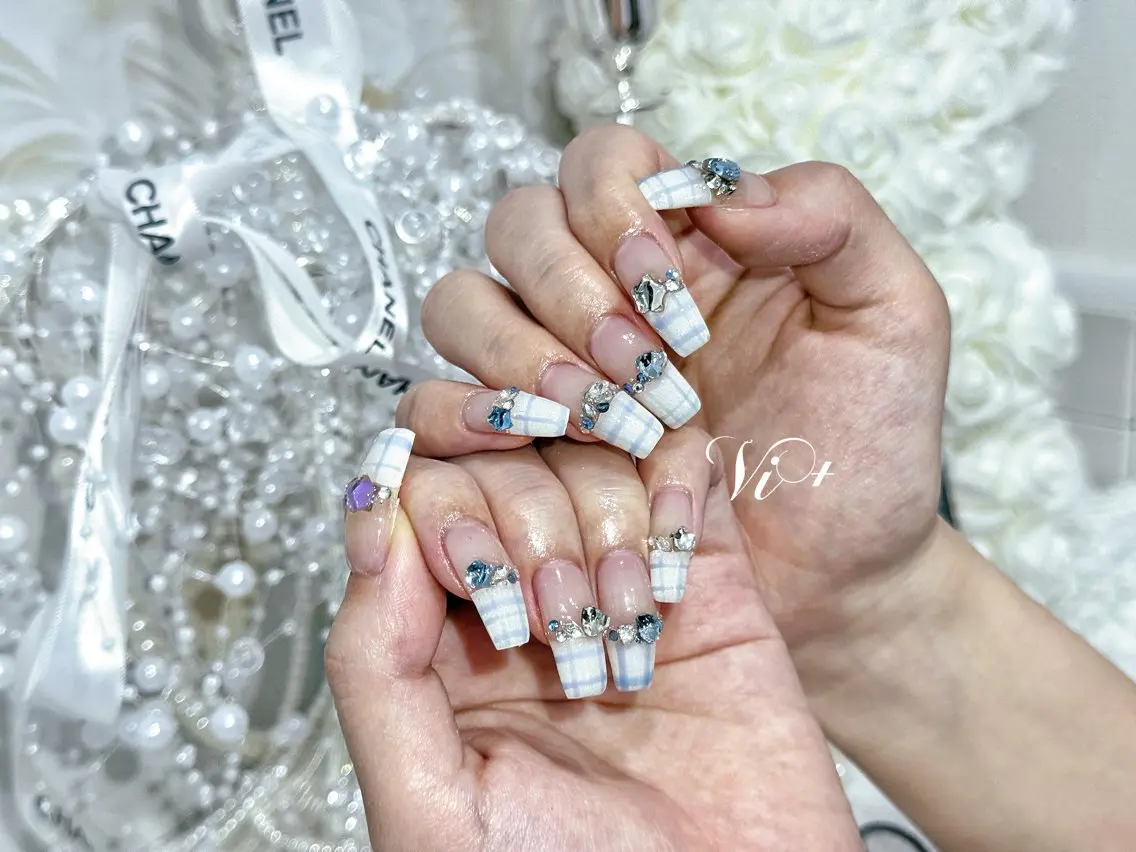 ネイル ハンドネイル ✨Nailsalon Vi+✨のネイルデザイン