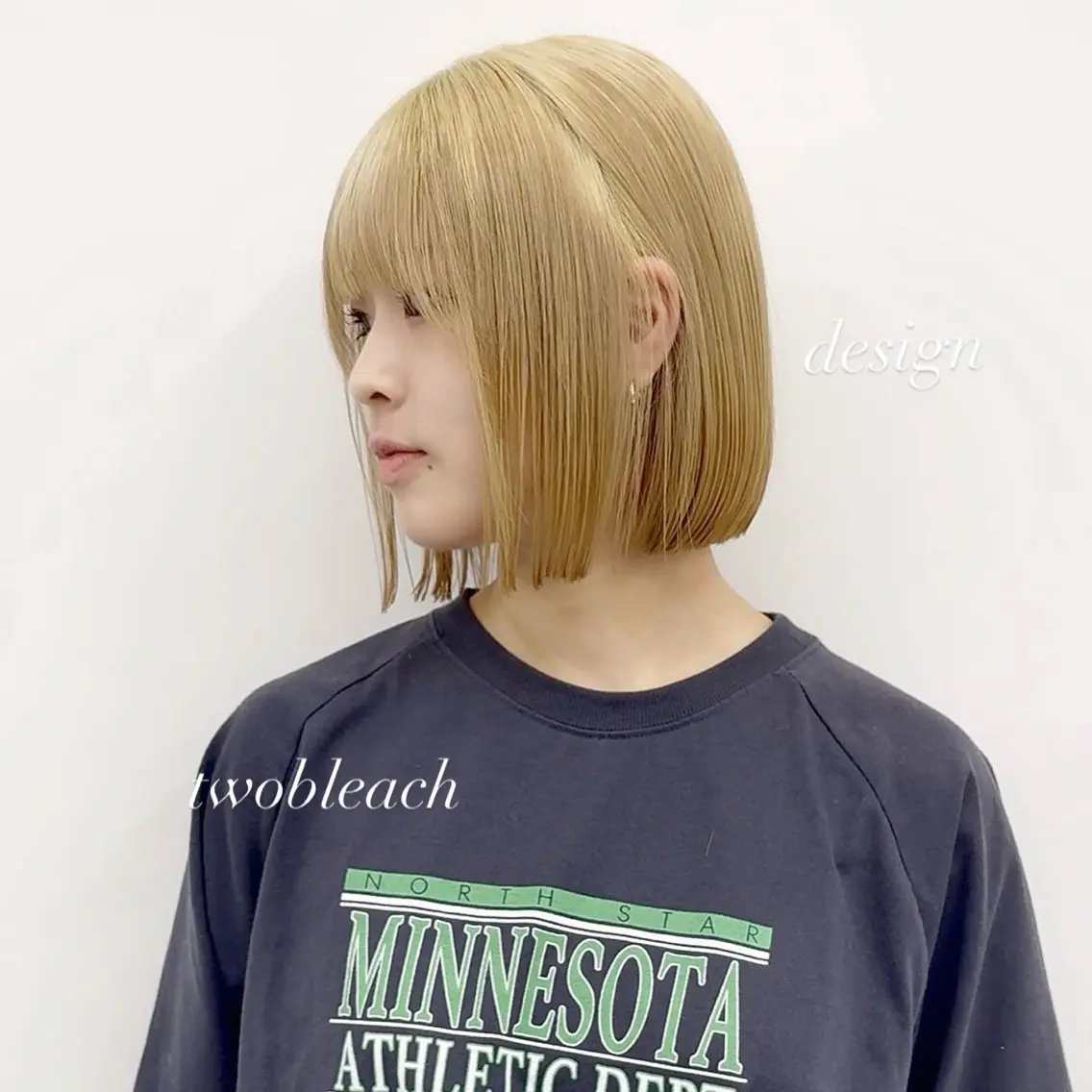 ショート カラー ブリーチ ケアブリーチ デザインカラー ハイトーンカラー ブリーチなしピンク 赤井龍斗のヘアスタイル