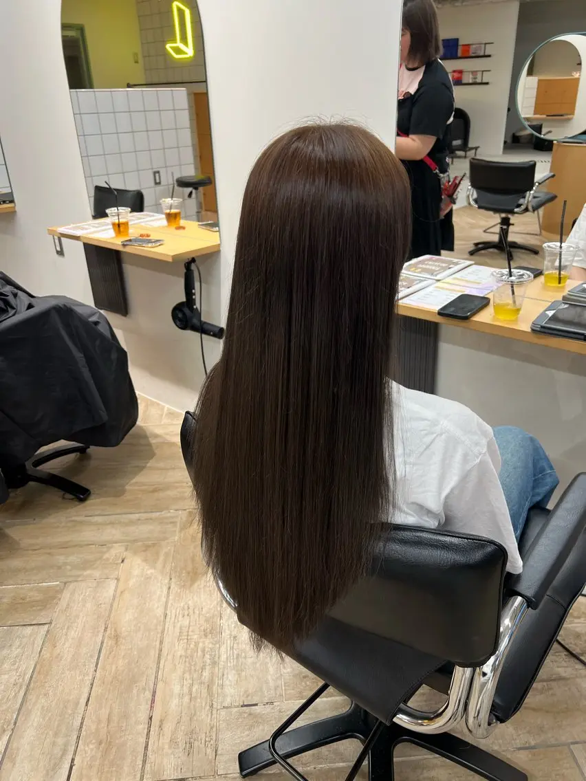 ロング カラー カット ヘアカラー トリートメント ベージュ/髪質改善 新潟/万代/井上佑のヘアスタイル
