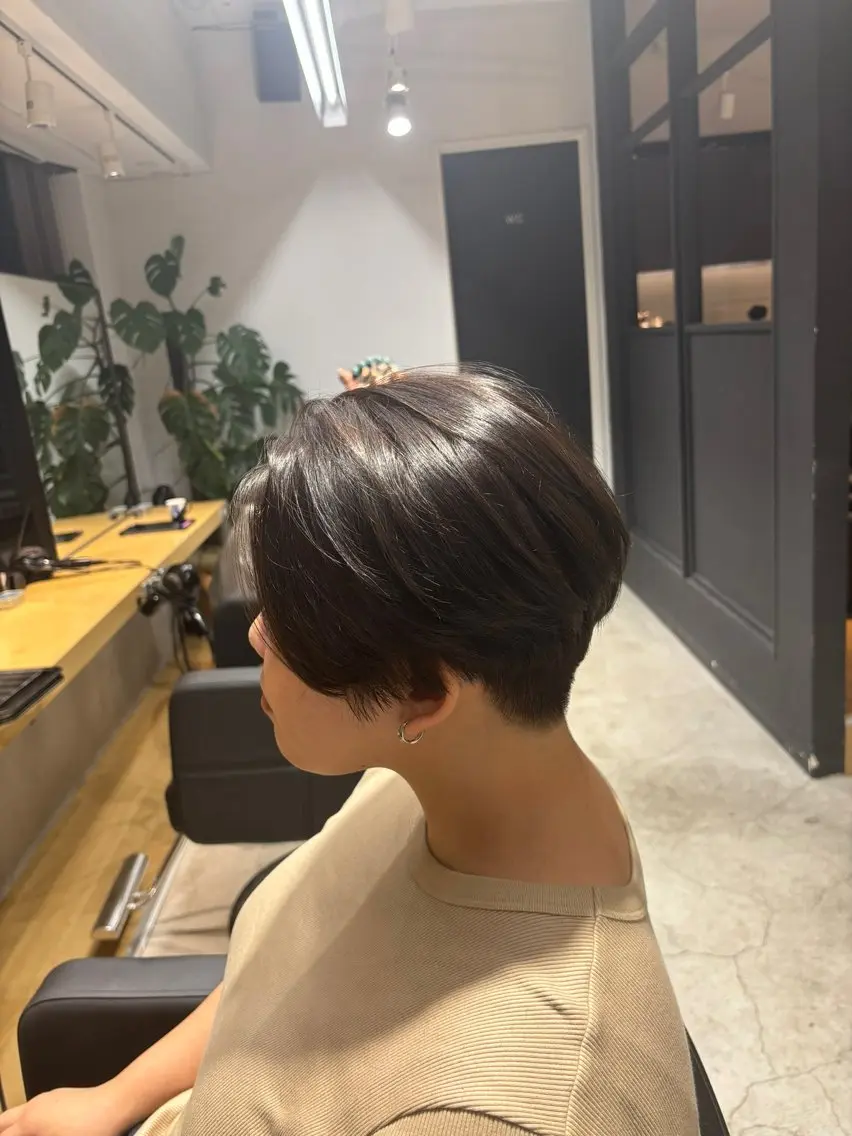 ショート カラー ハンサムショート ショートヘア カット ヘアカラー トリートメント ✨髪質改善ストレート ×ミニボブ✨萩原 翼のヘアスタイル