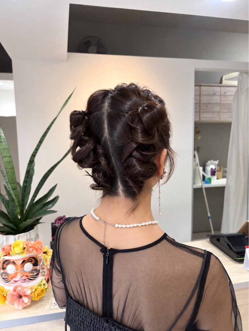 ✈️大事なイベント前に➰🎫ヘアアレンジ❕⚠️夜会巻き、日本髪、ウェーブ等NG❌の写真